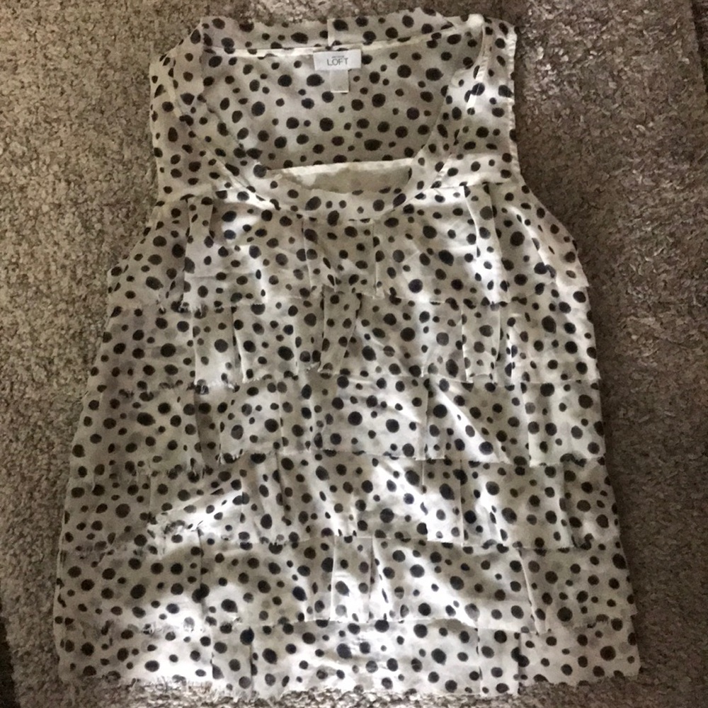 Sleeveless polka dots top